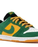 Nike SB Dunk Low Bucks
